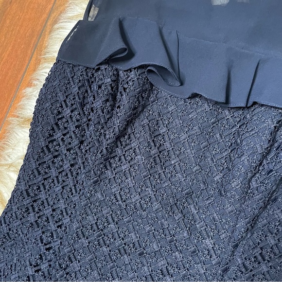 Kay Unger tiered ruffle gown - Picture 5 of 8